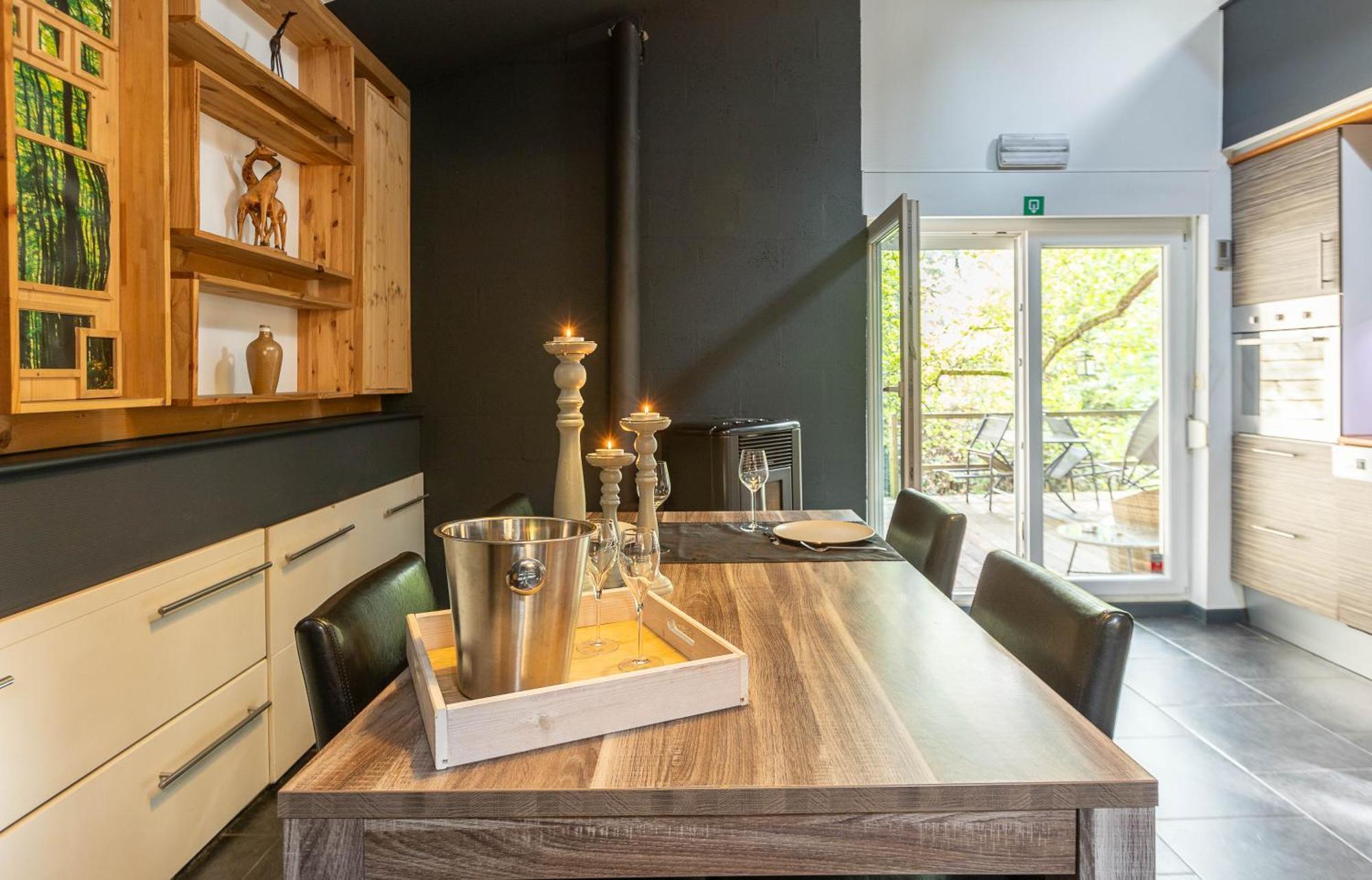 Le Lov'T - Suite Avec Jacuzzi Spontin Exterior foto